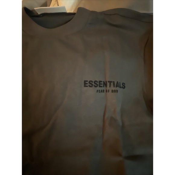 NWT FEAR OF GOD Essentials Logo T-Shirt Short Sleeve Stretch Limo Men M Black - Picture 11 of 16